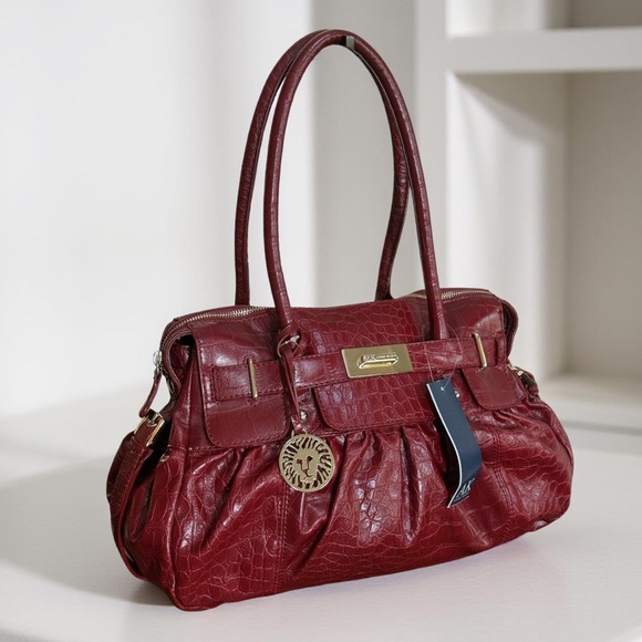 NWT Anne Klein Elegant Red Leather Satchel Shoulder Handbag! NEW! - Picture 3 of 14